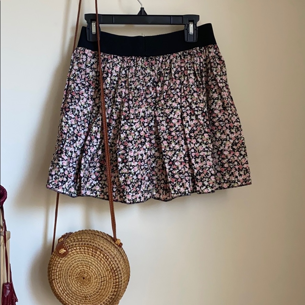 Floral mini skirt